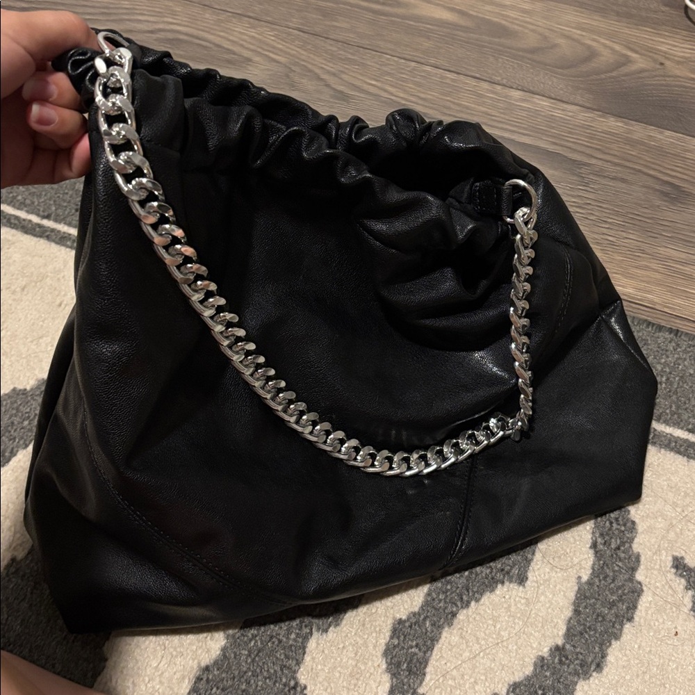 Stradivarius Black Faux Leather Medium Scrunch Chain Bag Shoulder Bag
